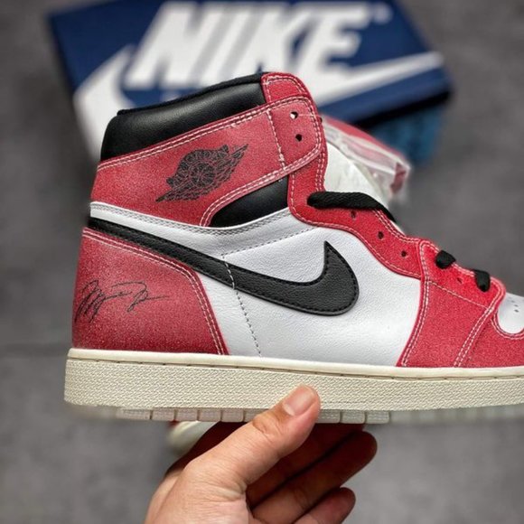 Trophy Room x Air Jordan 1 Retro High OG SP \'Chica main image 8